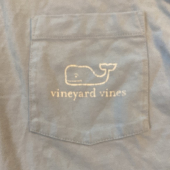 Vineyard vines, size small blue, long sleeve pocketed T-shirt - Picture 4 of 6